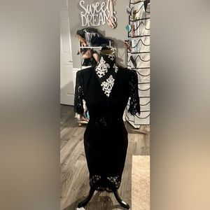 Black Lace Lulu’s Dress M
